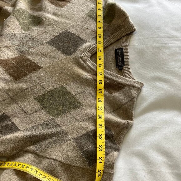 Fisherman Out of Ireland | 100% Pure Lambs Wool Argyle V-neck Sweater | Size: L - Picture 12 of 12